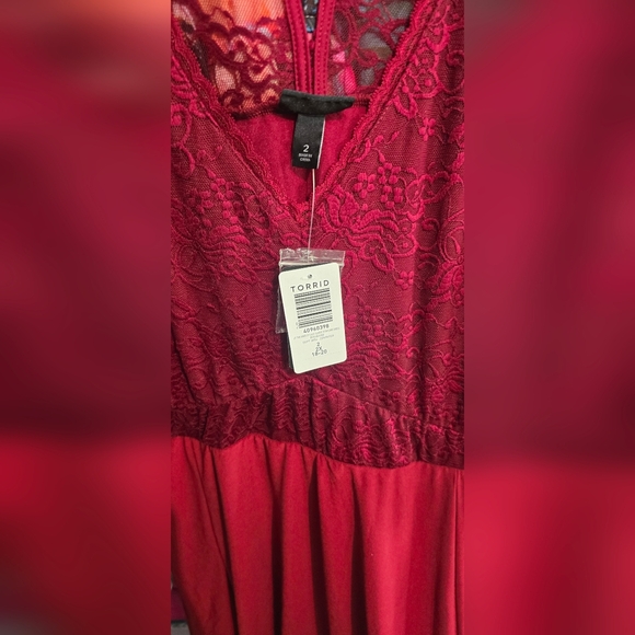 🍁🍂NWT TORRID 2X At The Knee Studio Knit Lace Sleeve Fit N Flare Dress - Picture 3 of 5